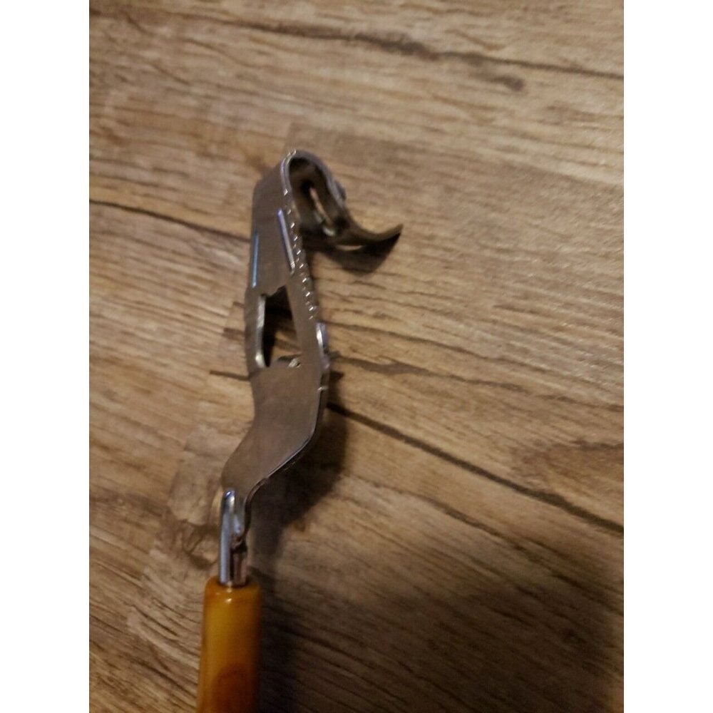 Vtg Mid Century Multi Use Opener Can Bottle Brown Butterscotch Bakelite Handle - Picture 4 of 7